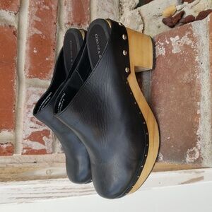 Chelsea & Violet Womens Jana Black Leather Wood Block Heels Clog Size 9 Y2K